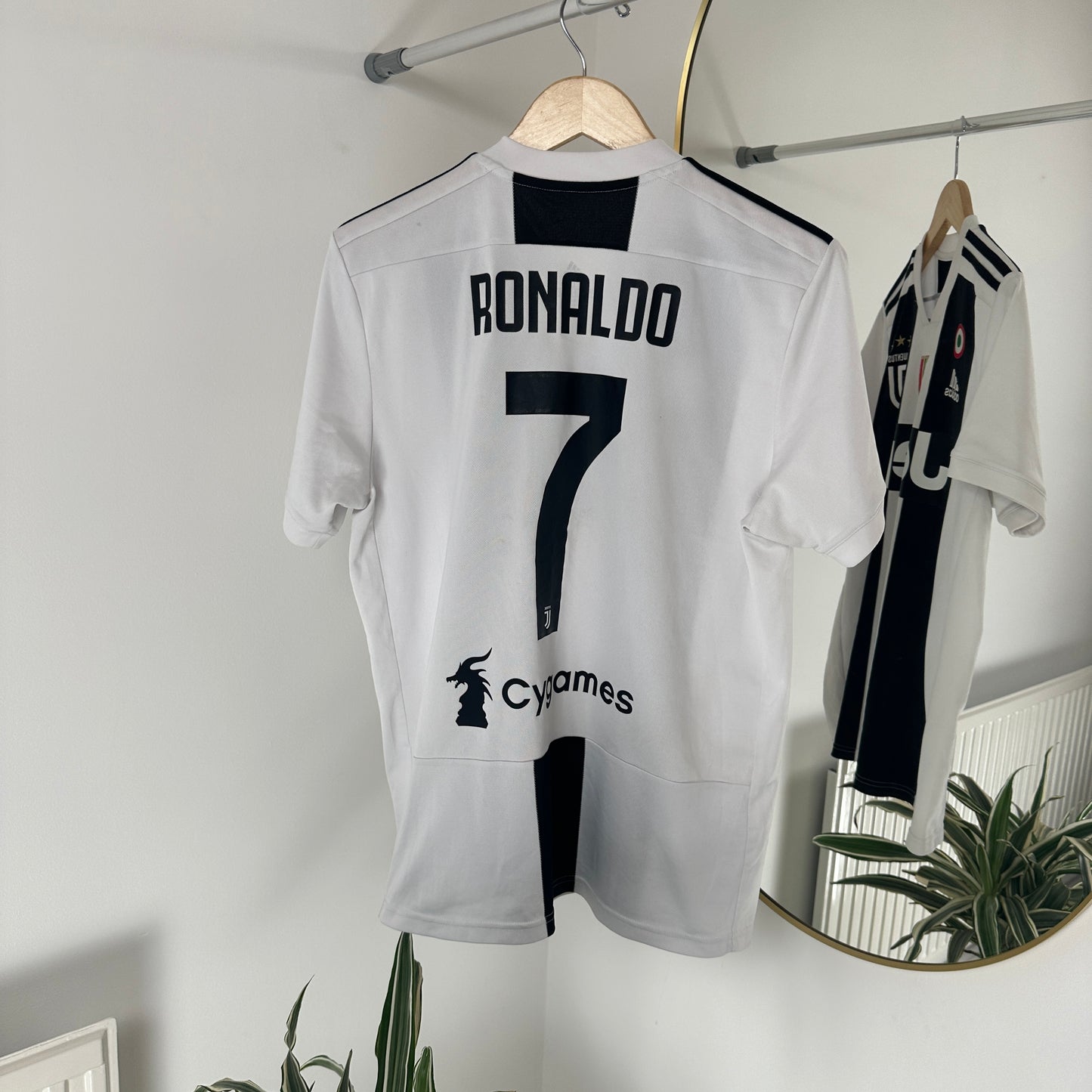 Juventus Home 2018/19 Cristiano Ronaldo (Scudetto) #7 Size L