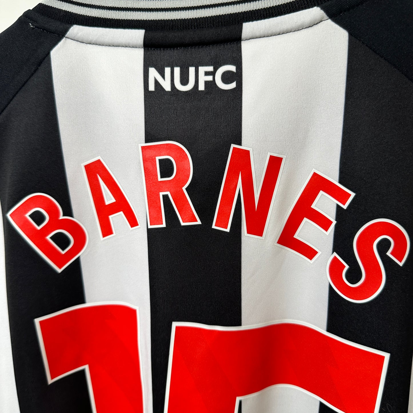 Newcastle Home 2023/24 Harvey Barnes Size XL