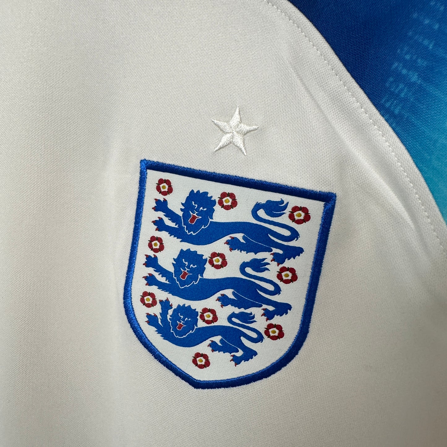 England Home 2022/23 Declan Rice #4 Size L