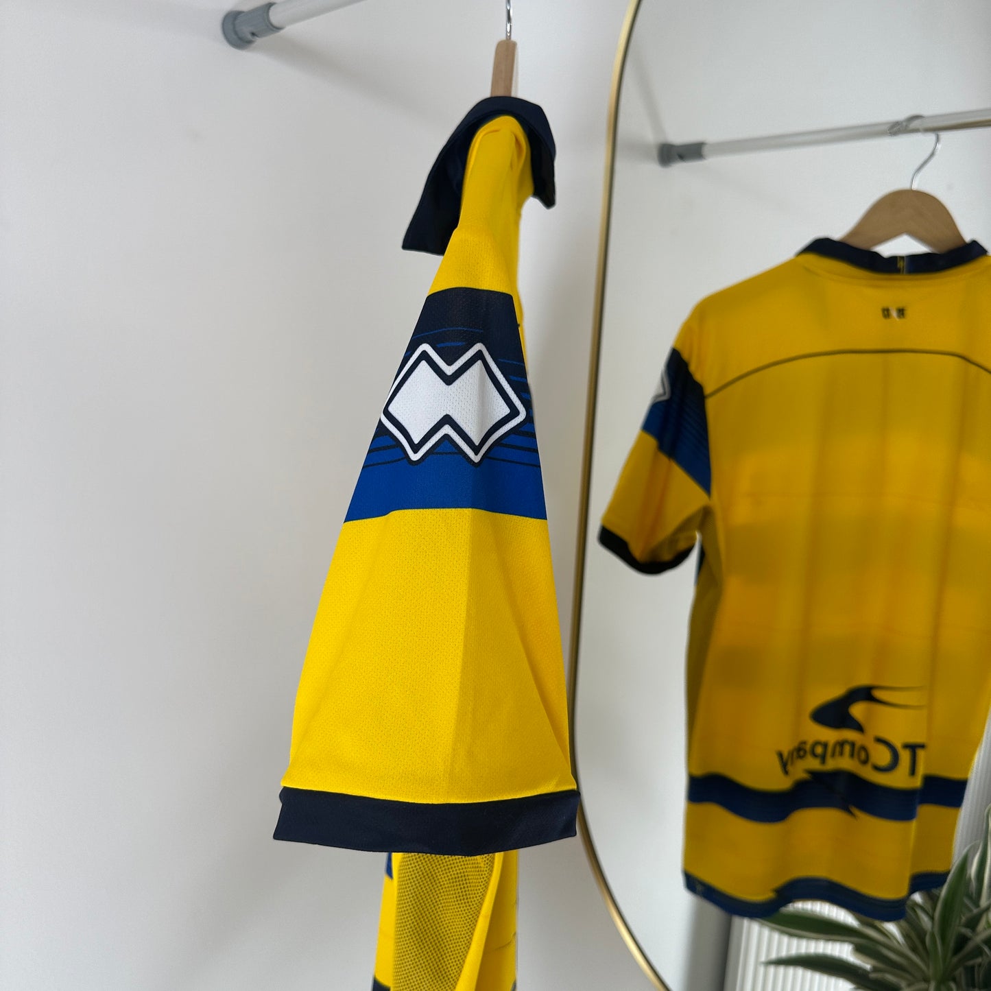 2022/23 Parma Away Shirt Size XL