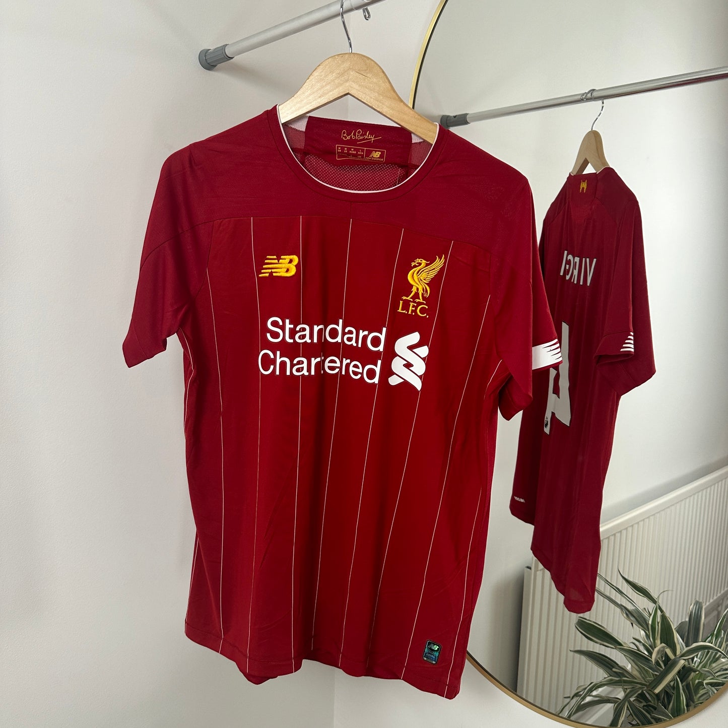 Liverpool Home 2018/19 Virgil Van Dijk Size M