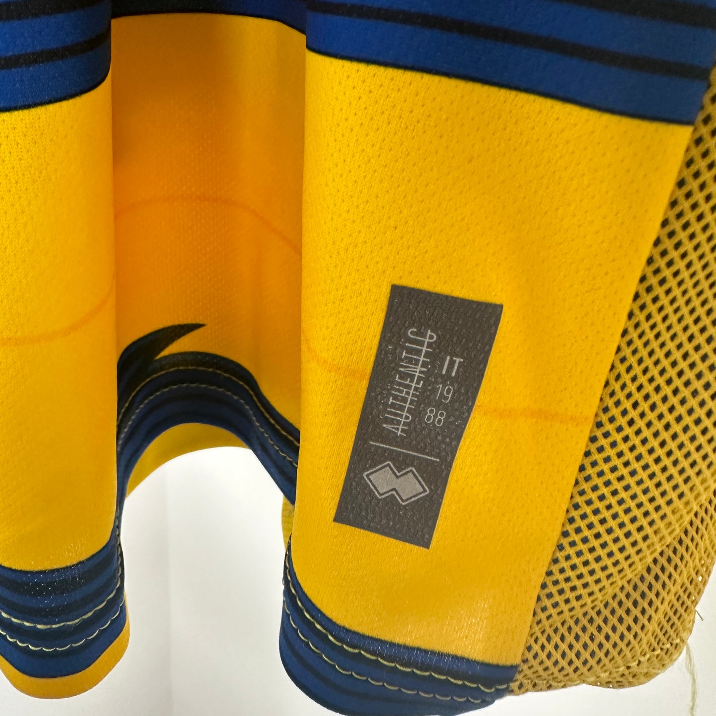 2022/23 Parma Away Shirt Size XL