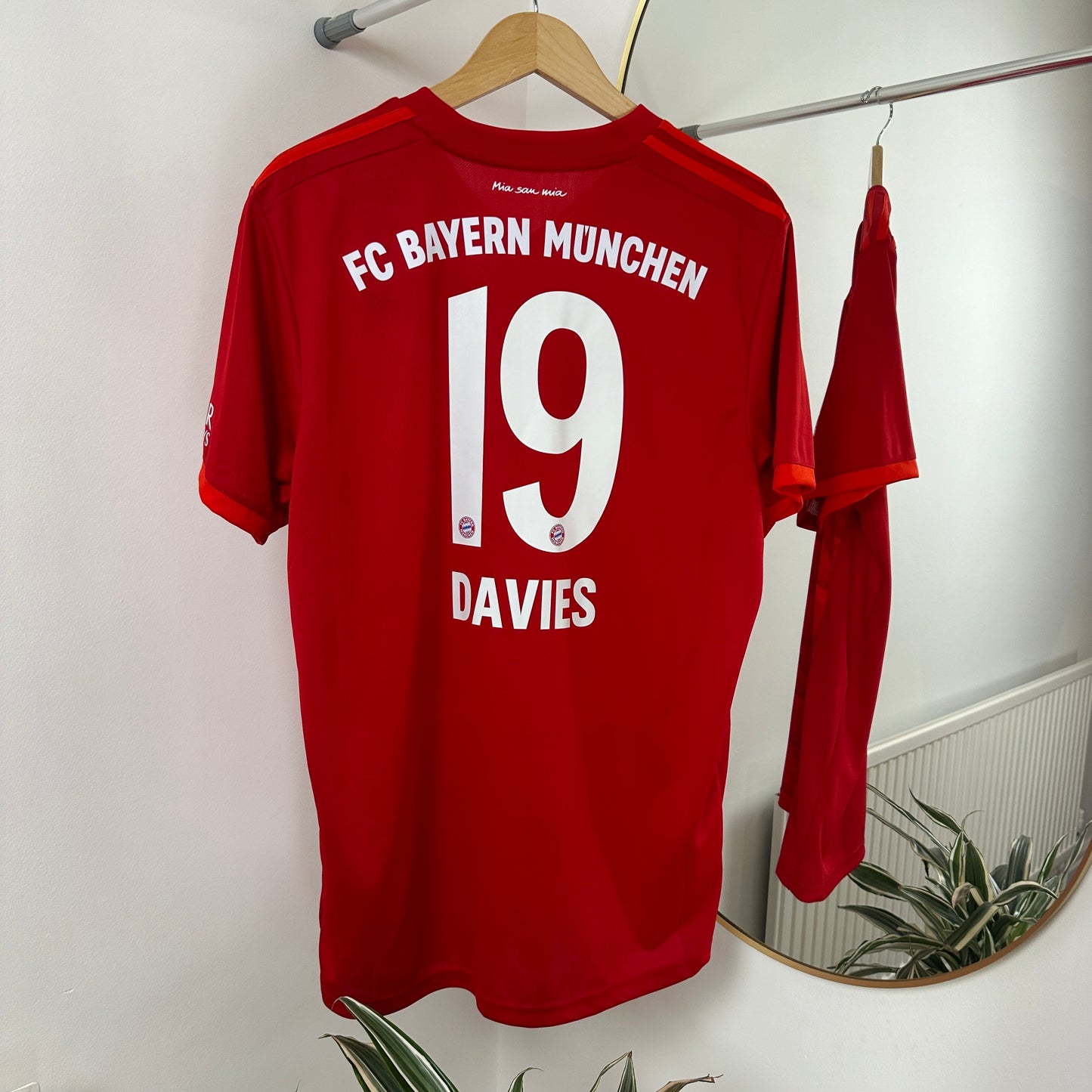 Bayern Munich Home 2019/20 Alphonso Davies #19 Size XL