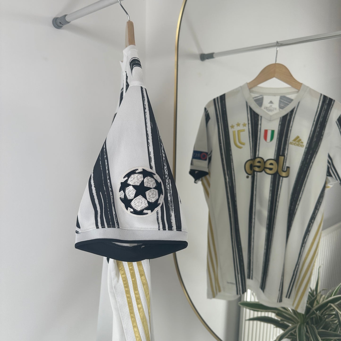 Juventus Home 2020/21 Leonardo Bonucci Champions League Size XL